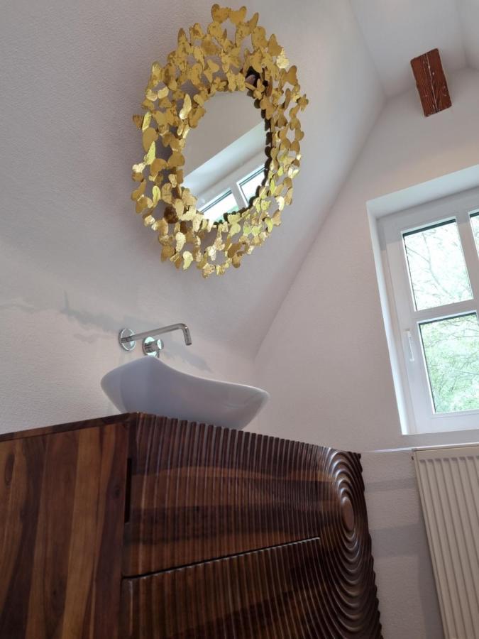 5 Sterne Bahnhoftraum, Appartement "Waldliebe" 133Qm, Grosse Terrasse 70Qm, Qr Code Scannen Fuer Virtuellen Rundgang, Premium Ausstattung Braunfels Buitenkant foto