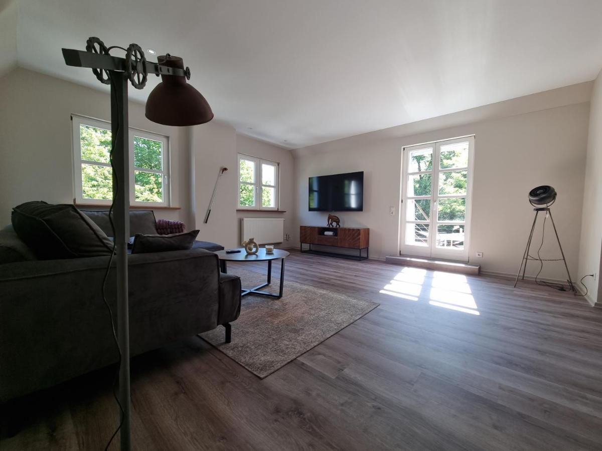 5 Sterne Bahnhoftraum, Appartement "Waldliebe" 133Qm, Grosse Terrasse 70Qm, Qr Code Scannen Fuer Virtuellen Rundgang, Premium Ausstattung Braunfels Buitenkant foto